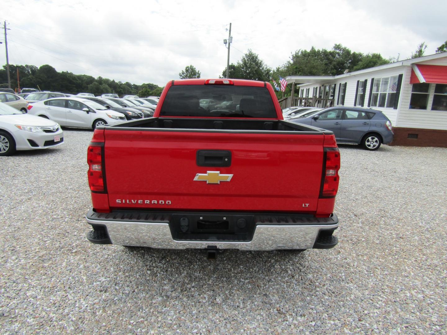 2017 Red /Gray Chevrolet Silverado 1500 LT Double Cab 4WD (1GCVKREC9HZ) with an 5.3L V8 OHV 16V engine, Automatic transmission, located at 15016 S Hwy 231, Midland City, AL, 36350, (334) 983-3001, 31.306210, -85.495277 - Photo#6